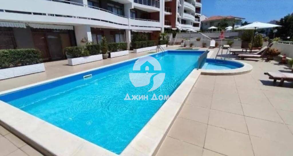 Едностаен апартамент с ГЛЕДКА МОРЕ в к-с Лазур 4, гр. Свети Влас - 0