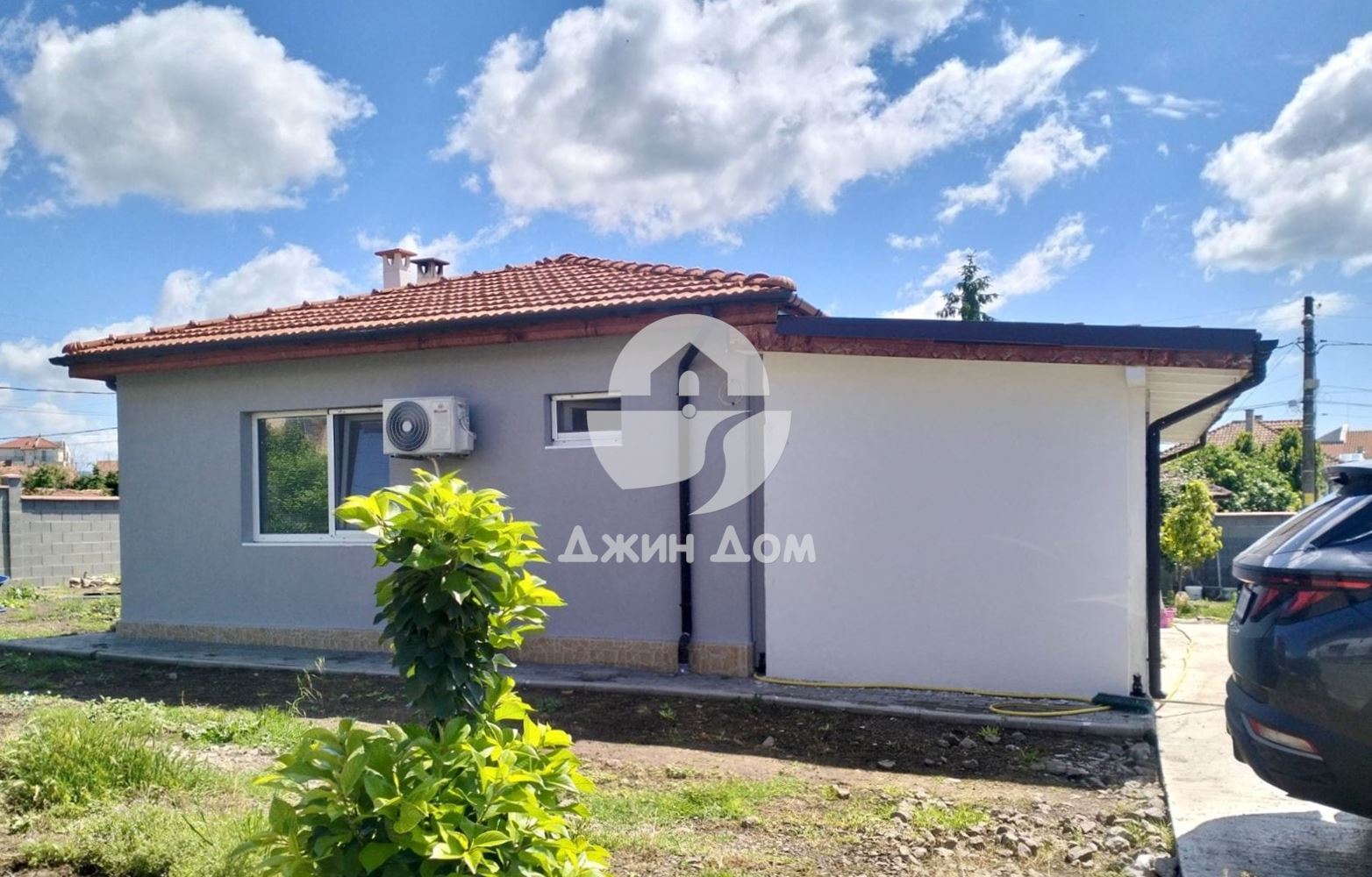 Обзаведена едноетажна къща с двор в с. Тънково - 0