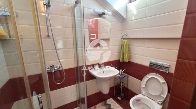 Двуетажна къща с ГЛЕДКА МОРЕ в м-т Буджака, гр. Созопол - 0