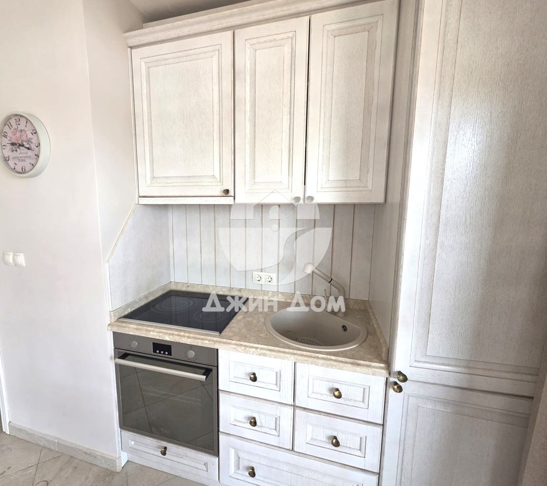 Тристаен апартамент с ГЛЕДКА МОРЕ в к-с Флорес Гарден, гр. Черноморец - 0