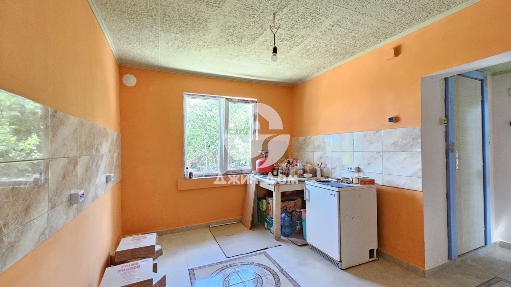 Едноетажна необзаведена къща в с. Дюлево, обл. Бургас - 0