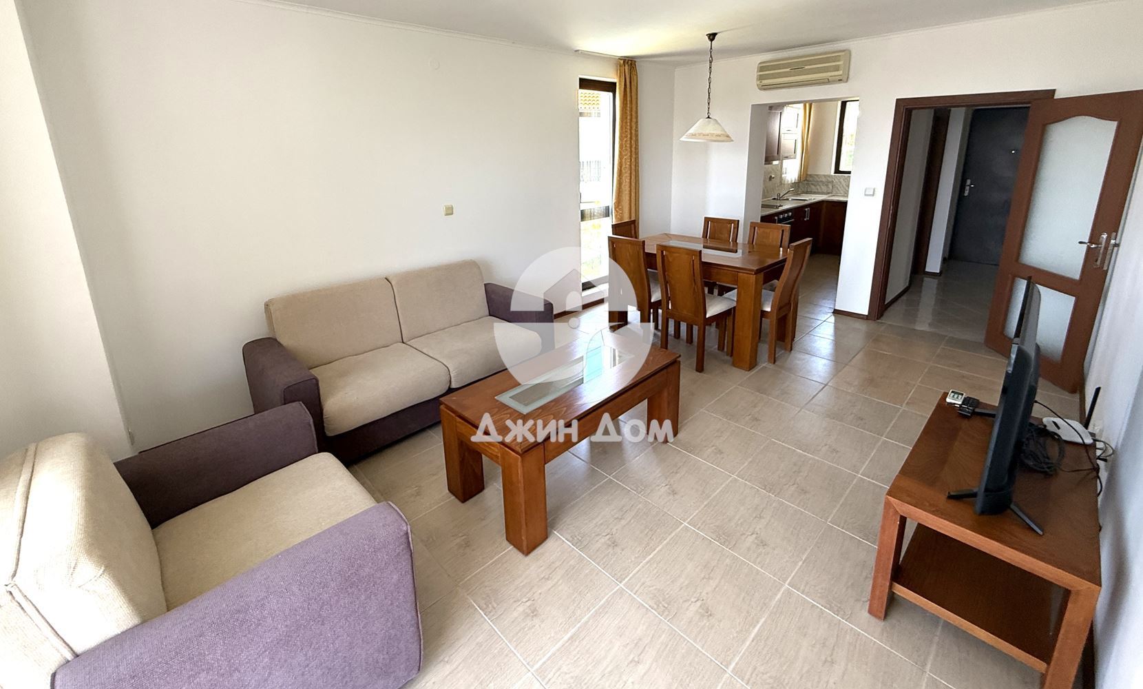 Просторен тристаен апартамент в к-с „Бей Вю Вилас“, с. Кошарица - 0