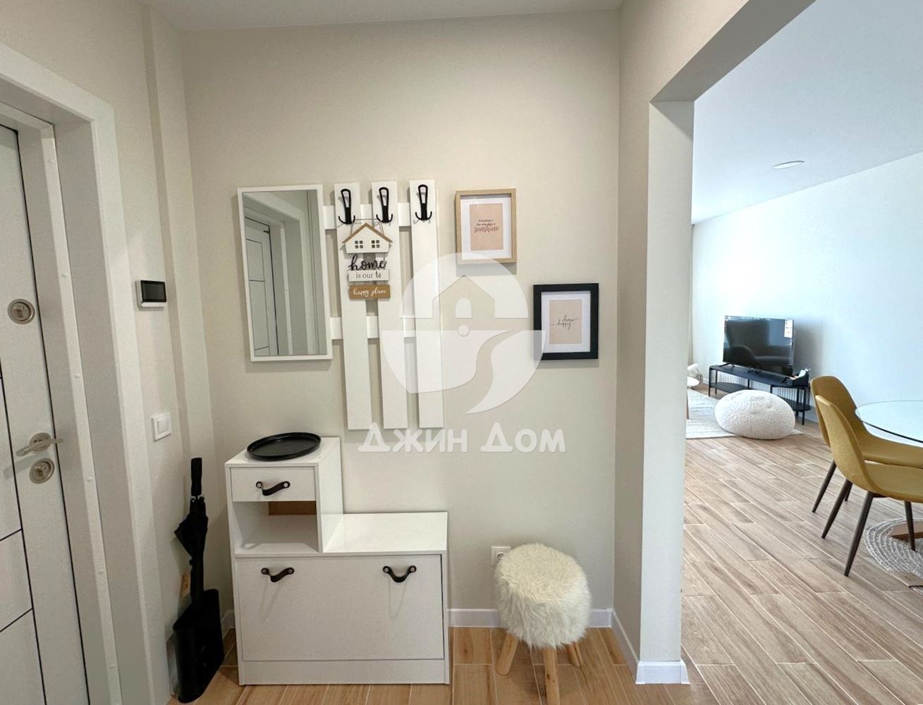 Стилен тристаен апартамент с ПАНОРАМА МОРЕ в к-с „Оазис“, с. Равда - 0