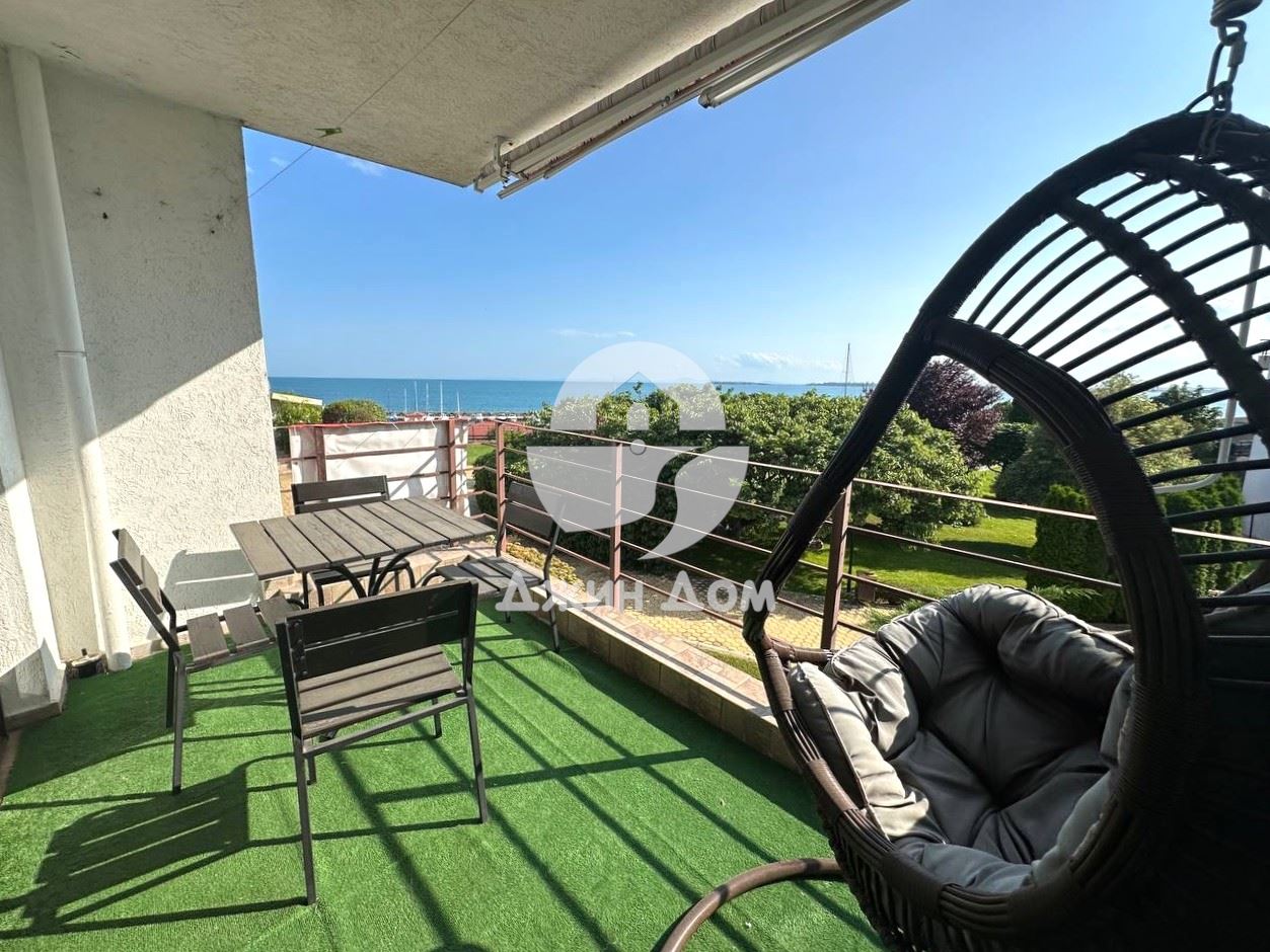 Двустаен апартамент с ПАНОРАМА МОРЕ в к-с Диамант, гр. Свети Влас - 0