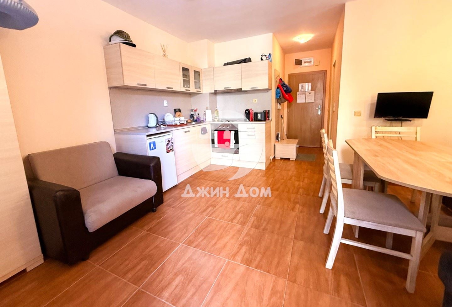 Едностаен обзаведен апартамент в к-с „Панорама Дриймс“, гр. Свети Влас - 0