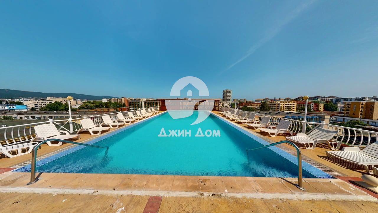 Просторен тристаен апартамент в к-с „Барко дел Сол“, к.к. Слънчев бряг - 0