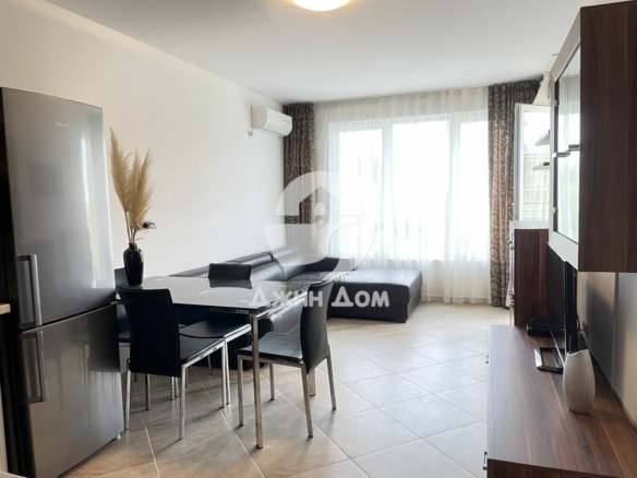 Двустаен апартамент в жилищна сграда БЕЗ ТАКСА, с. Равда - 0