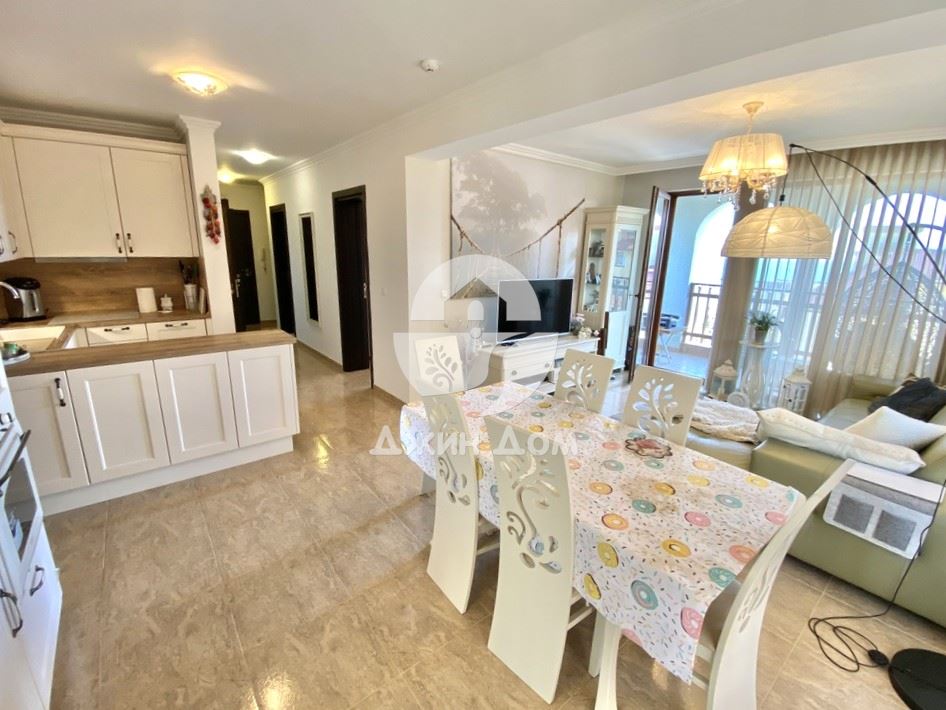 Четиристаен апартамент с ГЛЕДКА МОРЕ в к-с Олимп, гр. Свети Влас - 0