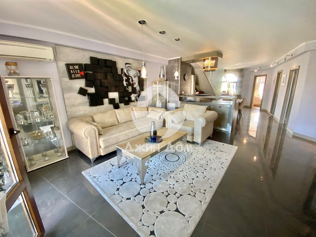 Многостаен двуетажен мезонет в к-с Естебан, гр. Несебър - 0