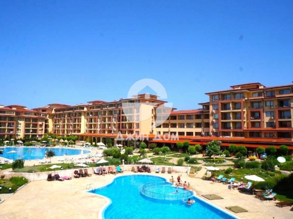 Търговско помещение в к-с „Стар Дриймс“, гр. Свети Влас - 0