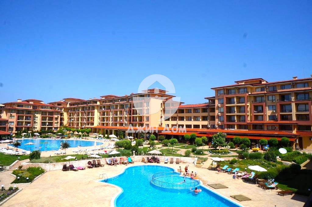 Търговско помещение в к-с „Стар Дриймс“, гр. Свети Влас - 0