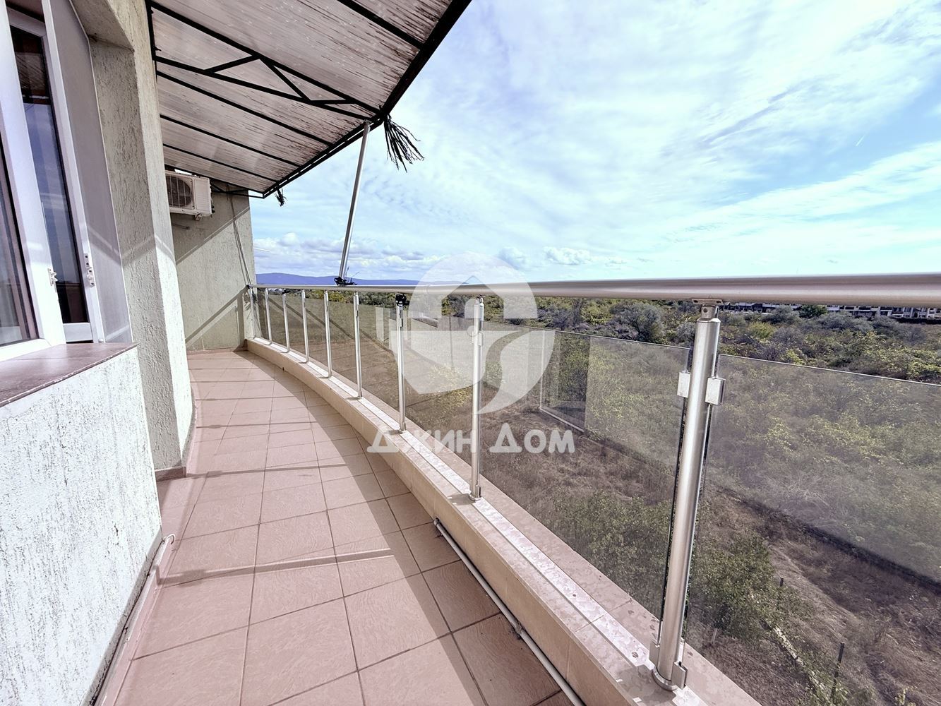 Двустаен апартамент с НИСКА ТАКСА в к-с Джоли, гр. Несебър - 0