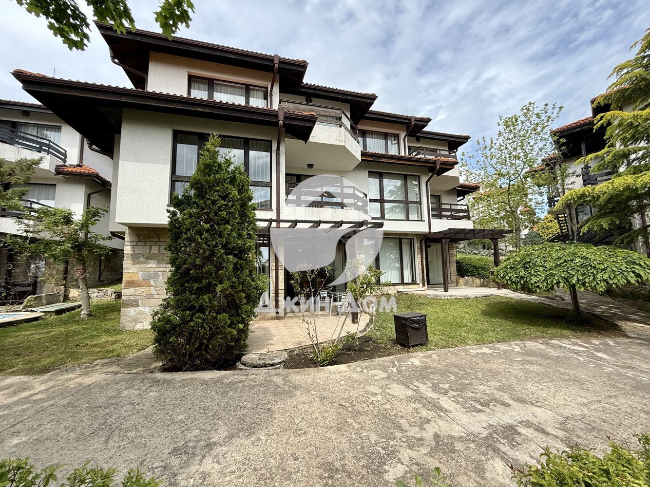 Тристаен мезонет с ГЛЕДКА МОРЕ в к-с „Бей Вю Вилас“, с. Кошарица - 0