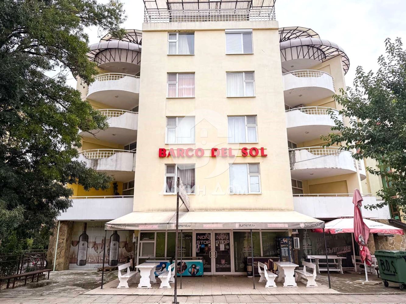 Просторен двустаен апартамент в к-с „Барко дел Сол“, к.к. Слънчев бряг - 0