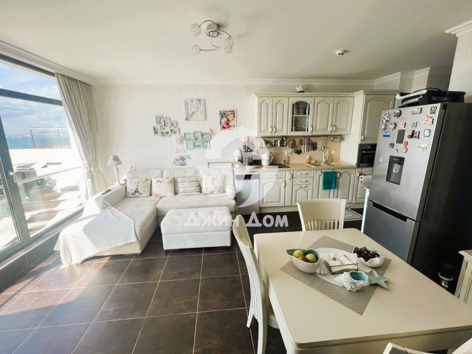 Двустаен апартамент с ПАНОРАМА МОРЕ в к-с Долче Вита 2, гр. Свети Влас - 0