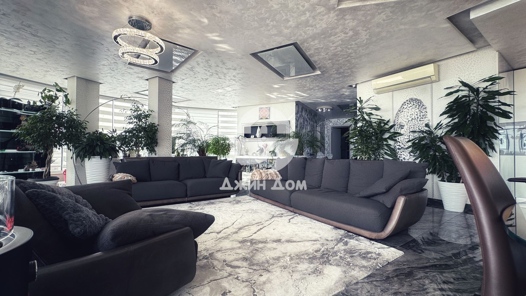 Луксозен многостаен пентхаус в к-с „Атлантис“, кв. Сарафово - 0