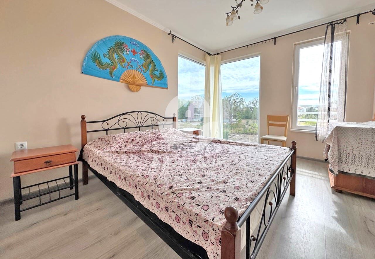 Просторен двустаен апартамент в к-с „Вип Вижън“, к.к. Слънчев бряг - 0