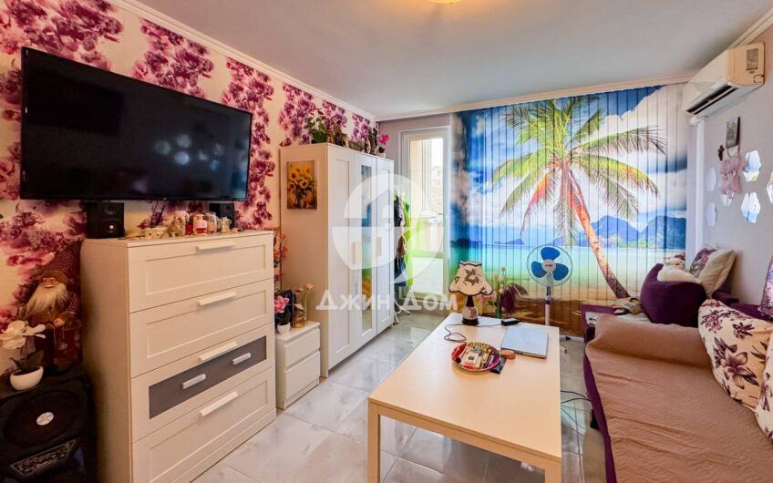 Едностаен апартамент в к-с Флора Бийч Резорт, гр. Поморие - 0