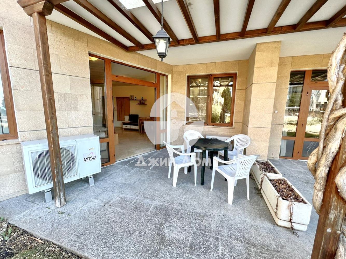 Тристаен апартамент с ЧАСТИЧНА ГЛЕДКА МОРЕ в к-с "Райска градина" - 0