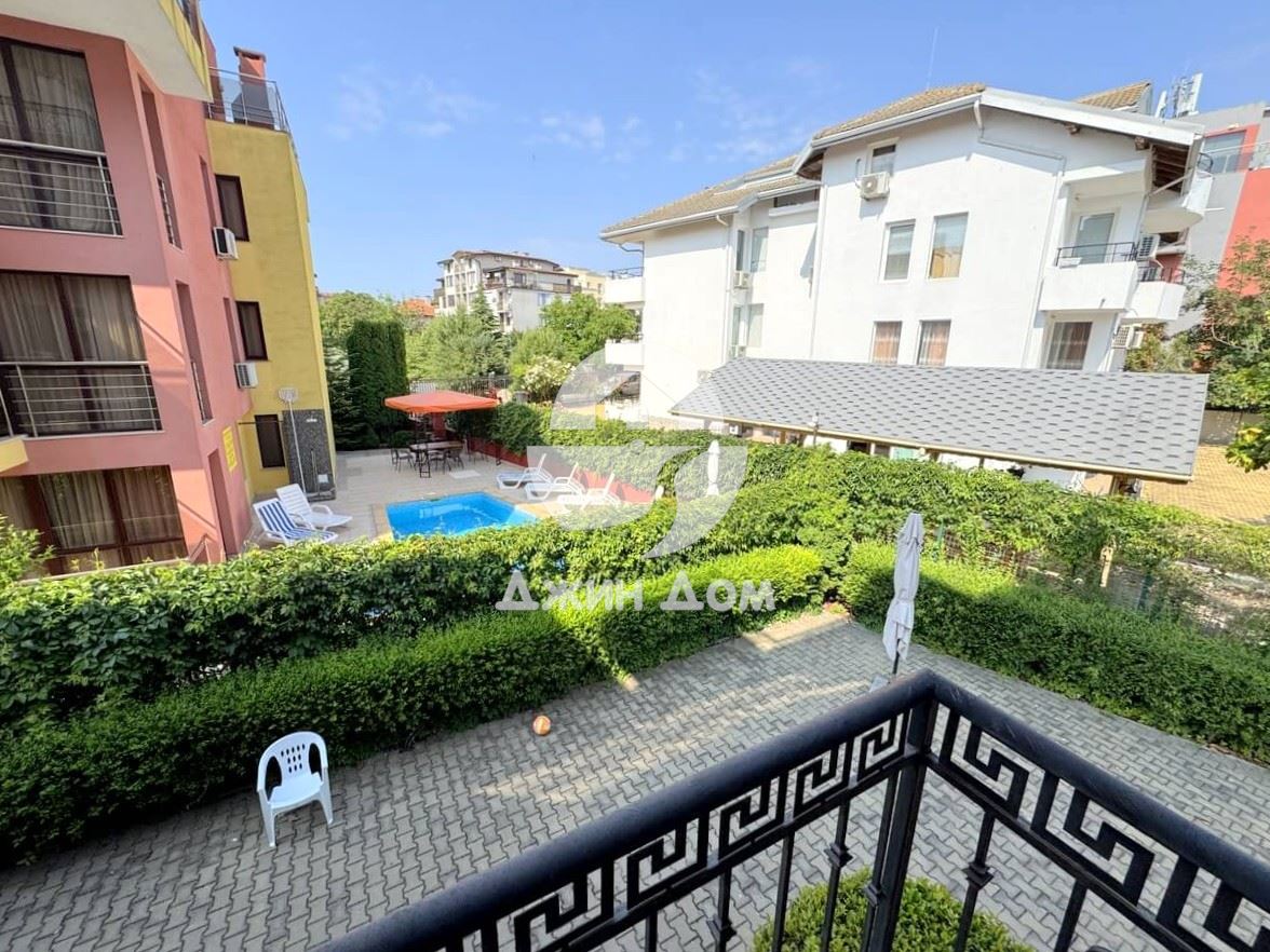 Двустаен апартамент в жилищна сграда БЕЗ ТАКСА, с. Равда - 0