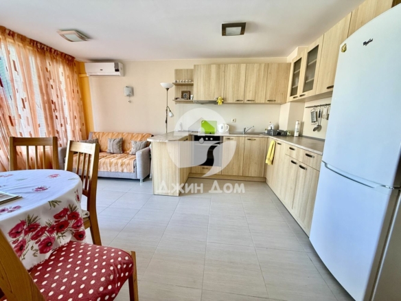 Двустаен апартамент в к-с Лайфстайл 1, гр. Свети Влас - 0