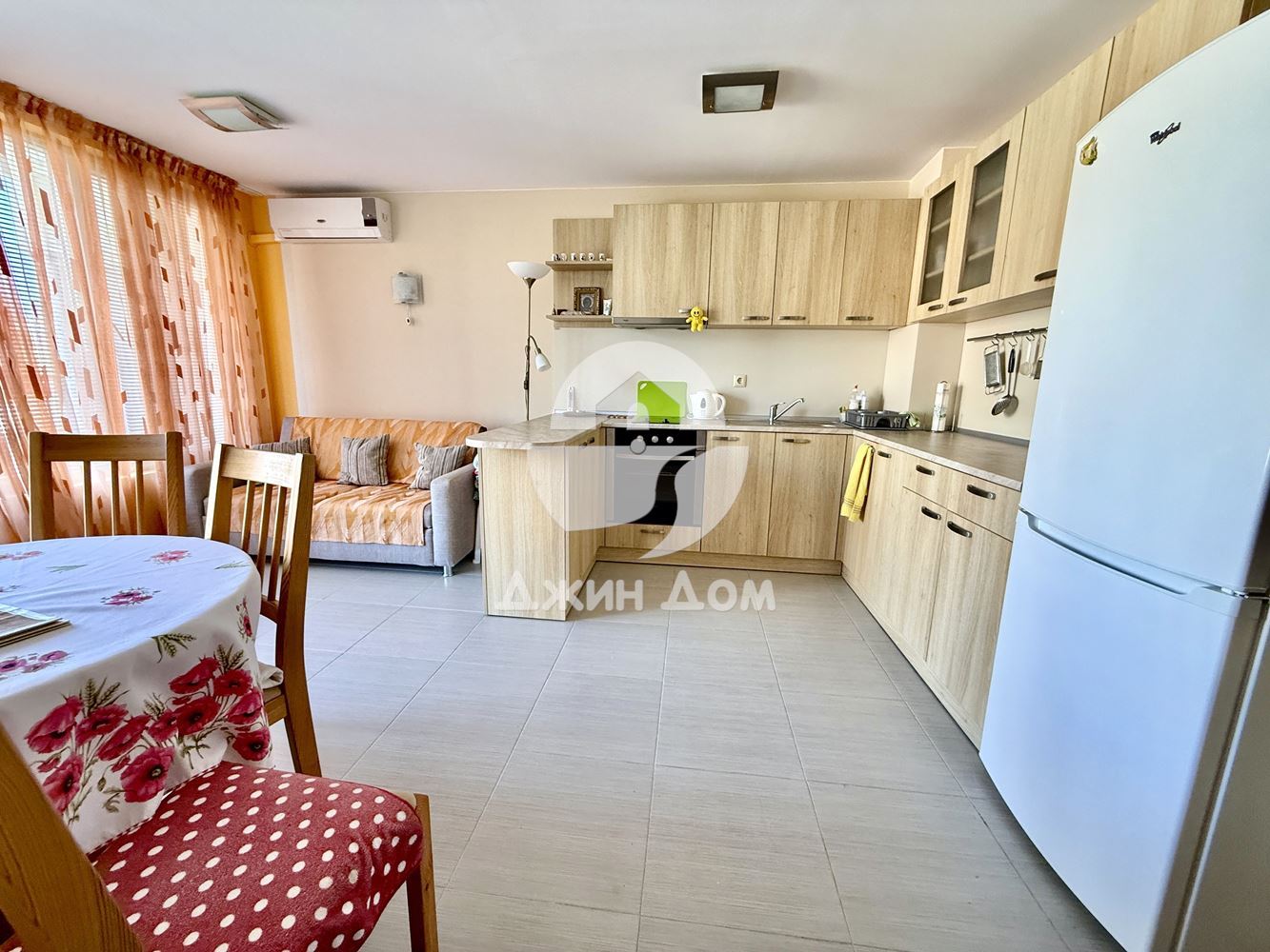 Двустаен апартамент в к-с Лайфстайл 1, гр. Свети Влас - 0