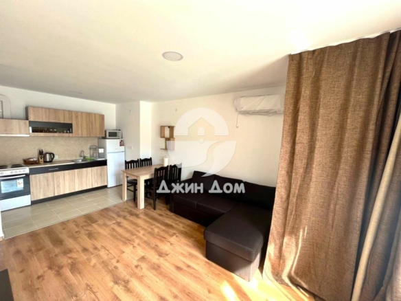 Просторен двустаен апартамент в к-с Несебър Форт Клуб, Слънчев бряг - 0