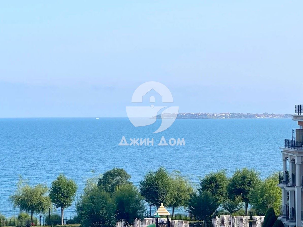 Едностаен апартамент с ПАНОРАМА МОРЕ в к-с Премиер Форт Бийч, Св. Влас - 0