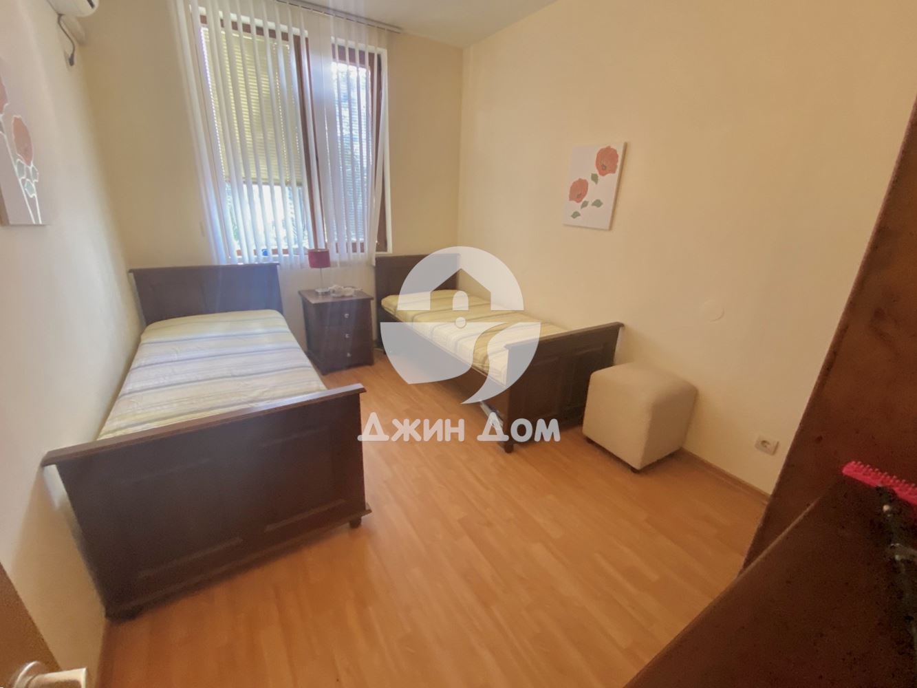 Тристаен апартамент с ГЛЕДКА МОРЕ в к-с Райска градина, гр. Свети Влас - 0