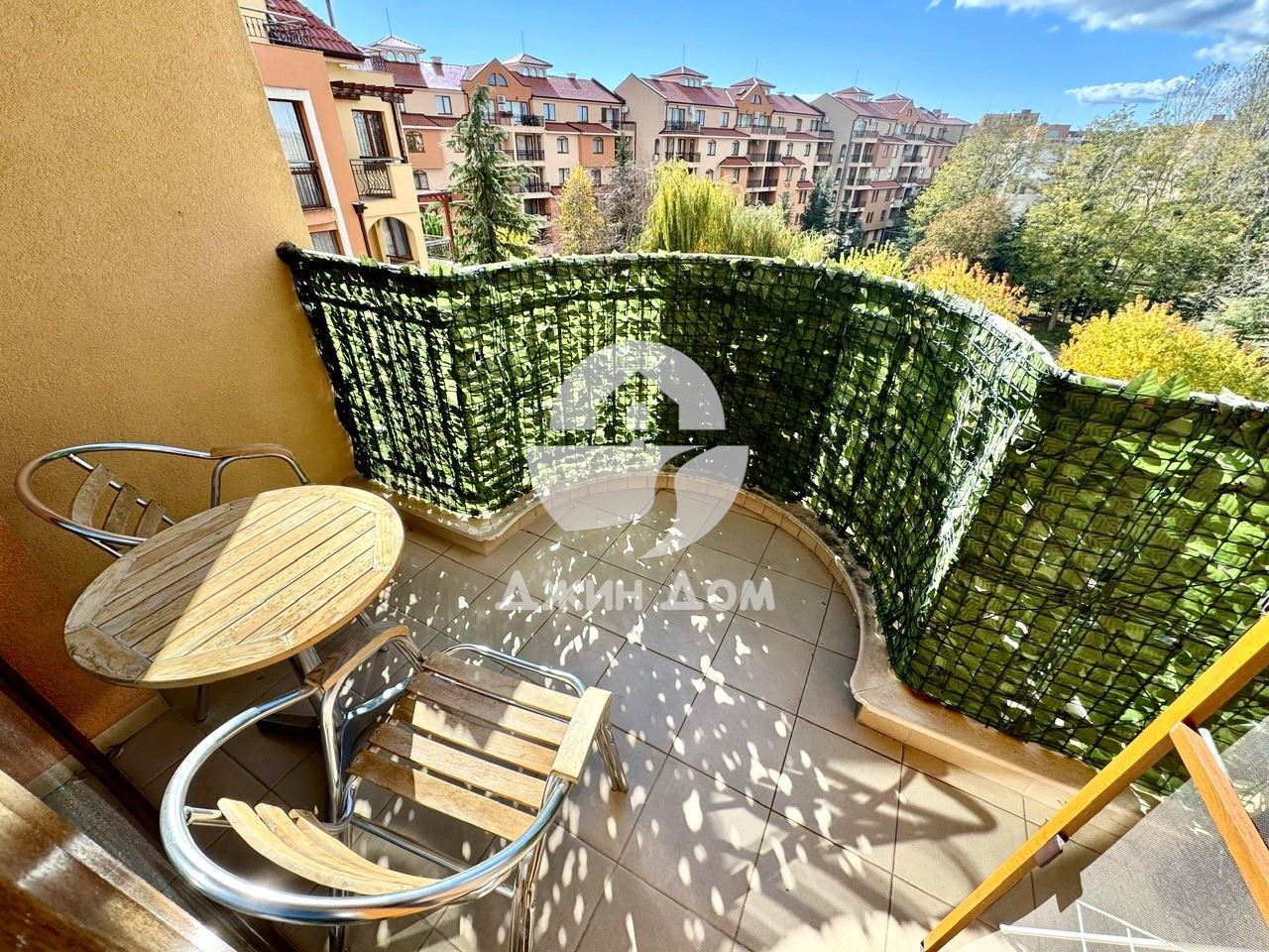 Просторен двустаен апартамент в к-с Хармони Сюитс 1, к.к. Слънчев бряг - 0