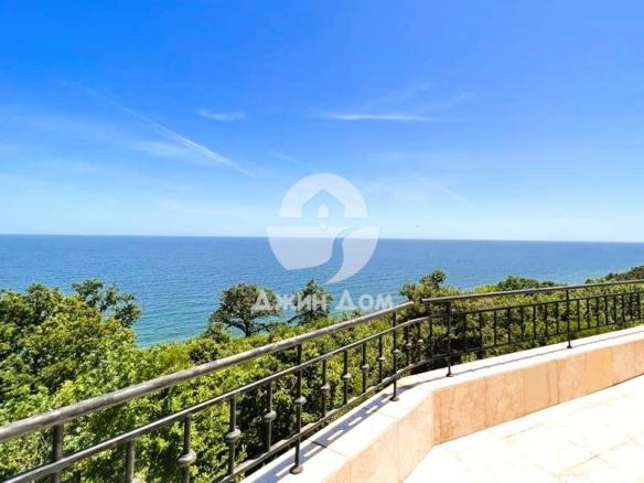 Просторен пентхаус с ПАНОРАМА МОРЕ в Клифф Бийч СПА Резорт, гр. Обзор - 0