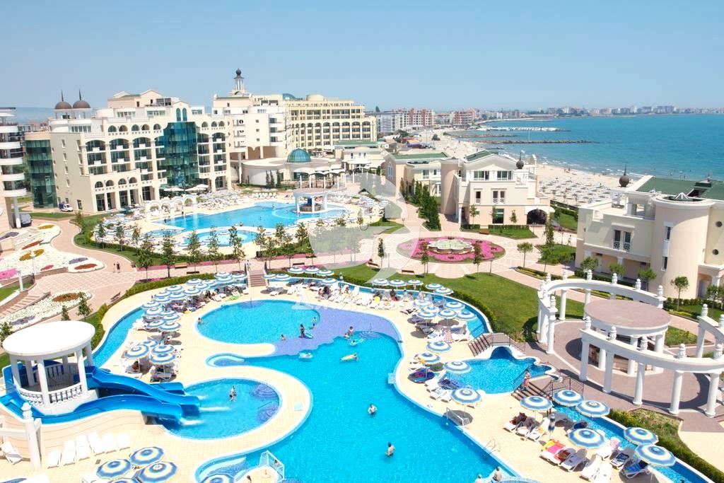 Двустаен апартамент в к-с „Сънсет Ризорт“ , гр. Поморие - 0