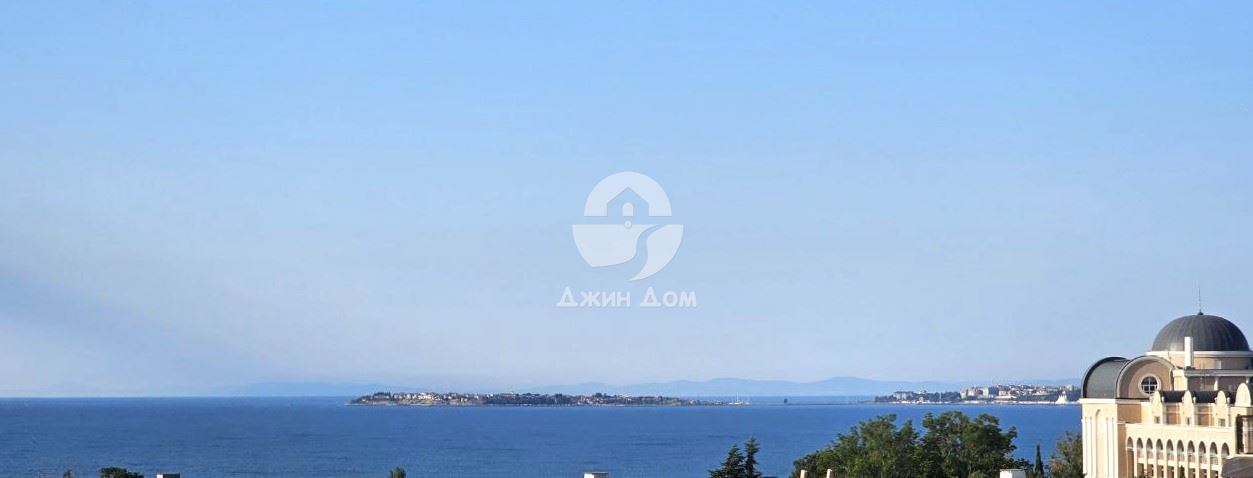 Тристаен апартамент с ПАНОРАМА МОРЕ в к-с „Бътерфлай“, гр. Свети Влас - 0