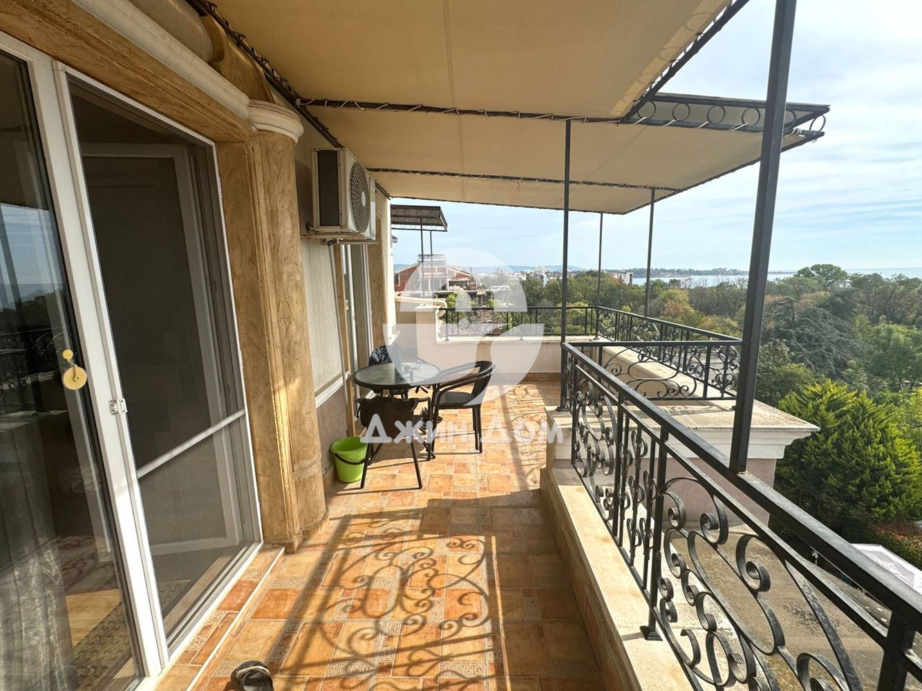 Тристаен апартамент с ГЛЕДКА МОРЕ в к-с „Мелия 9“, с. Равда - 0