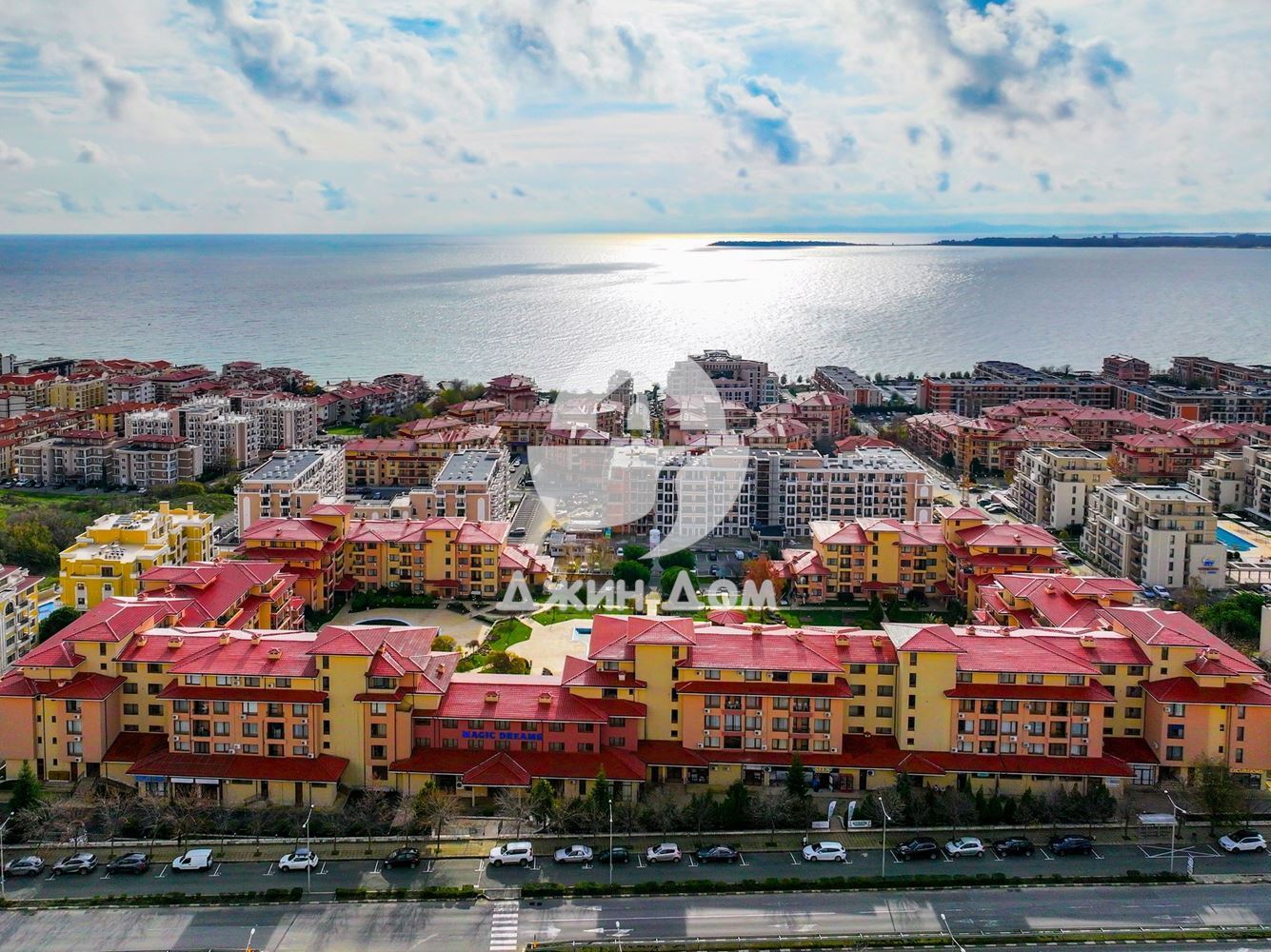 Двустаен апартамент в к-с „Меджик Дриймс“, гр. Свети Влас - 0