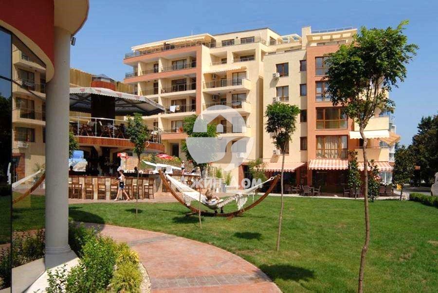 Едностаен апартамент с НИСКА ТАКСА в к-с „Виго“, гр. Несебър - 0