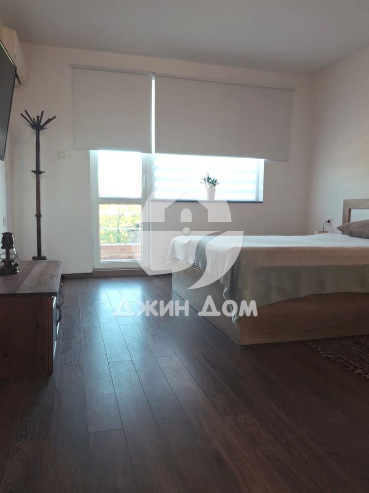 Двуетажен таунхаус с двор в с. Порой, гр. Бургас - 0