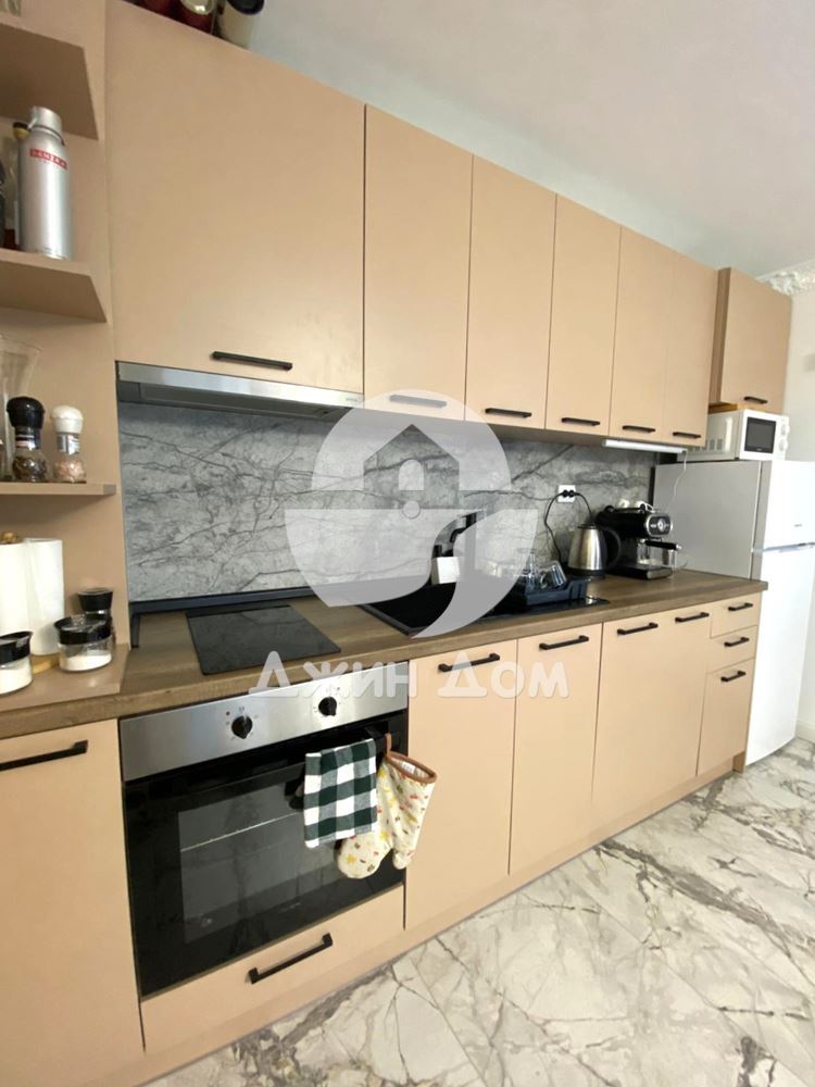 Двустаен апартамент в к-с „Сол-Е-Мар“, к.к. Слънчев бряг - 0