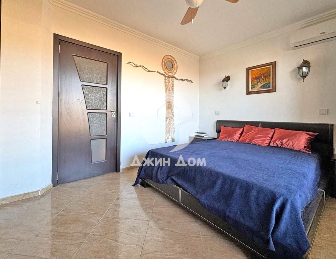 Просторен двустаен апартамент в к-с „Антония“, гр. Свети Влас - 0