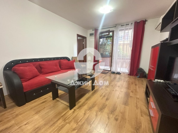 Обзаведен двустаен апартамент в к-с „Сияна“, гр. Свети Влас - 0