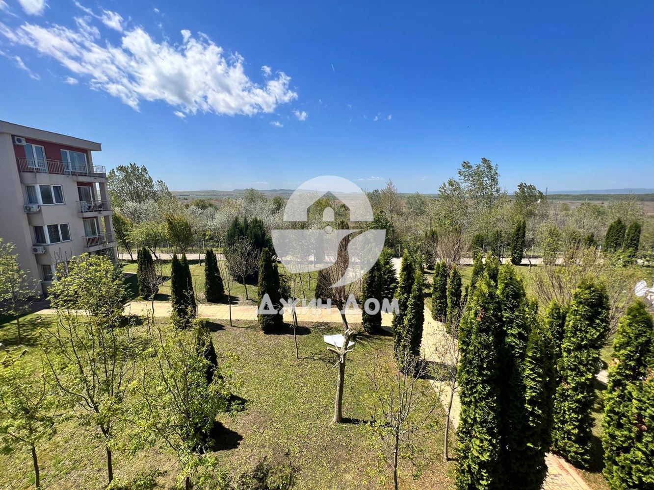 Просторен едностаен апартамент в к-с Несебър Форт Клуб, Слънчев бряг - 0