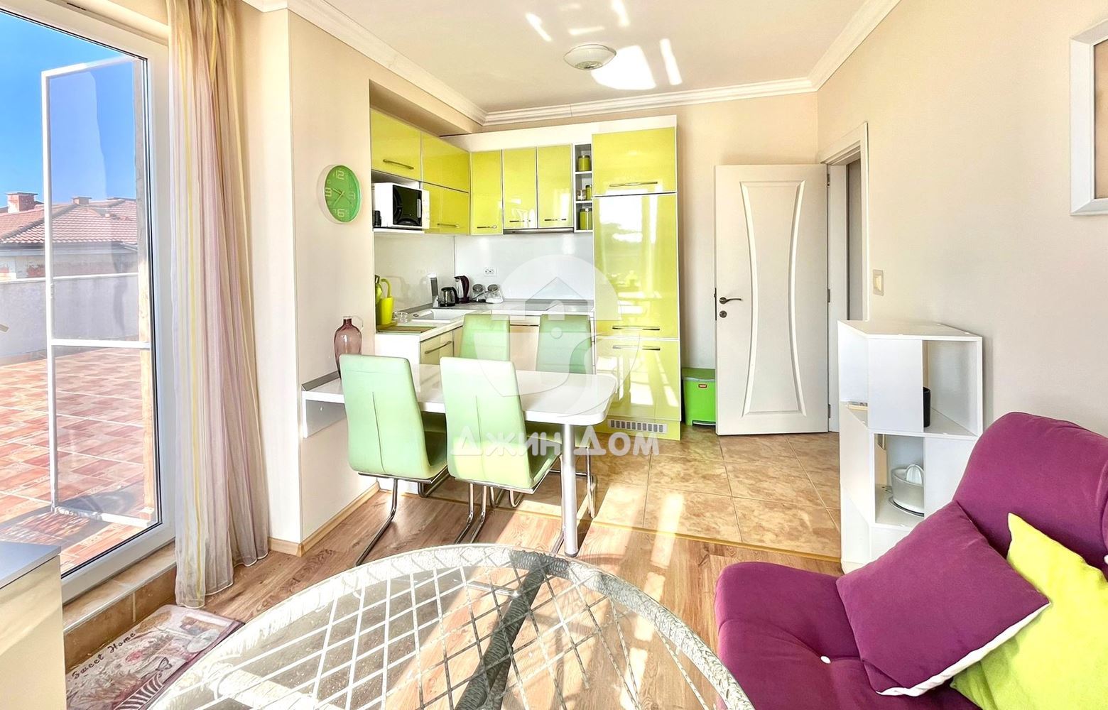 Тристаен апартамент с ПАНОРАМА МОРЕ в к-с „Мелия 10“, с. Равда - 0