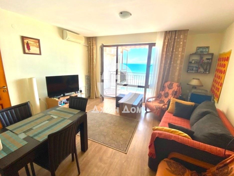 Двустаен апартамент с ПАНОРАМА МОРЕ в Месамбрия Форт Бийч, Елените - 0