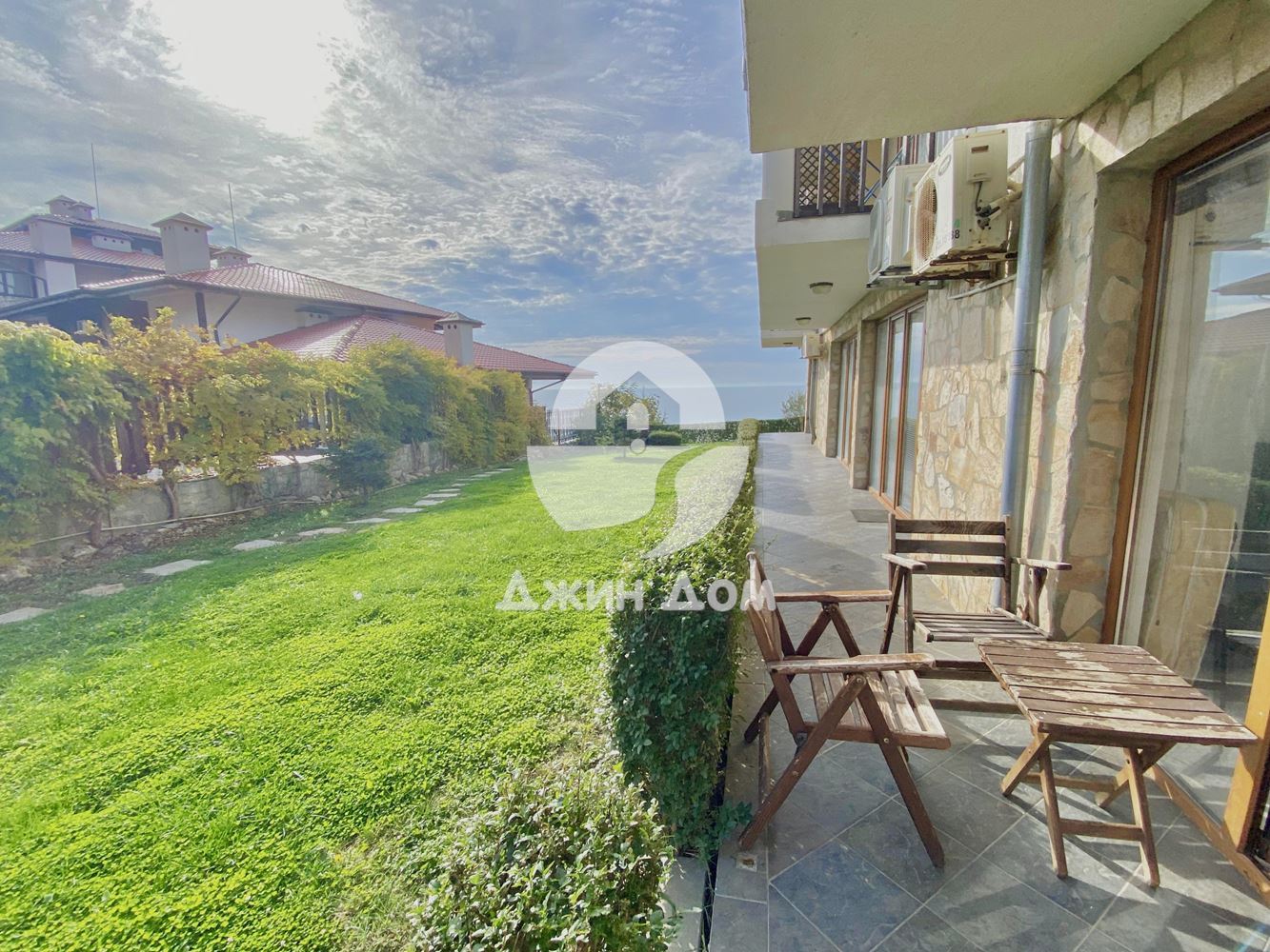 Четиристаен мезонет с ГЛЕДКА МОРЕ в Сън Коуст Резорт, гр. Свети Влас - 0