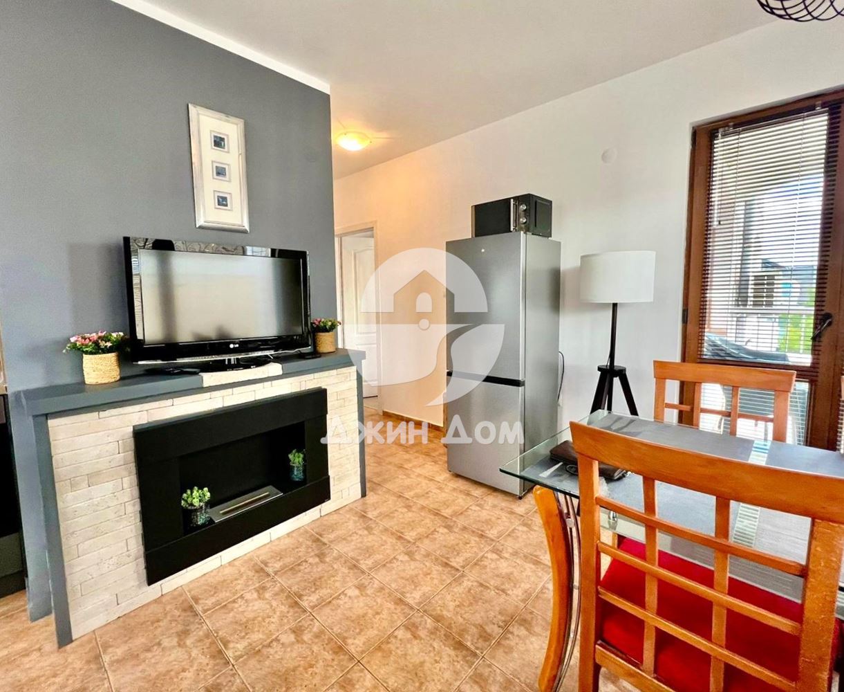 Тристаен апартамент с НИСКА ТАКСА в к-с „Виста дел Мар“, с. Равда - 0