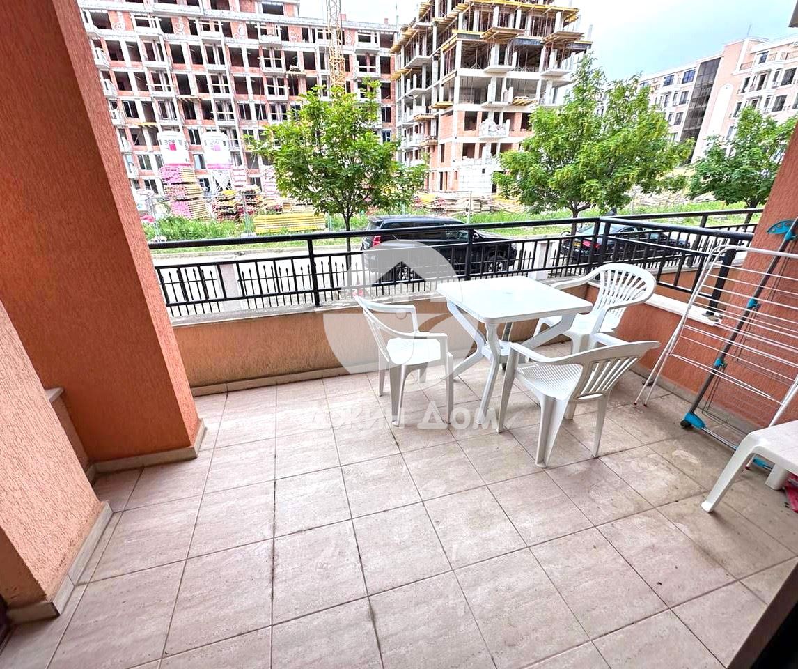 Просторен двустаен апартамент в к-с „Стар Дриймс“, гр. Свети Влас - 0