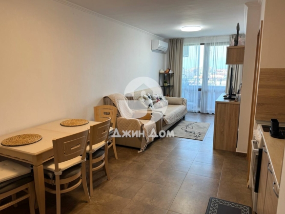 Тристаен апартамент в к-с „Вип Стайл“, к.к. Слънчев бряг - 0