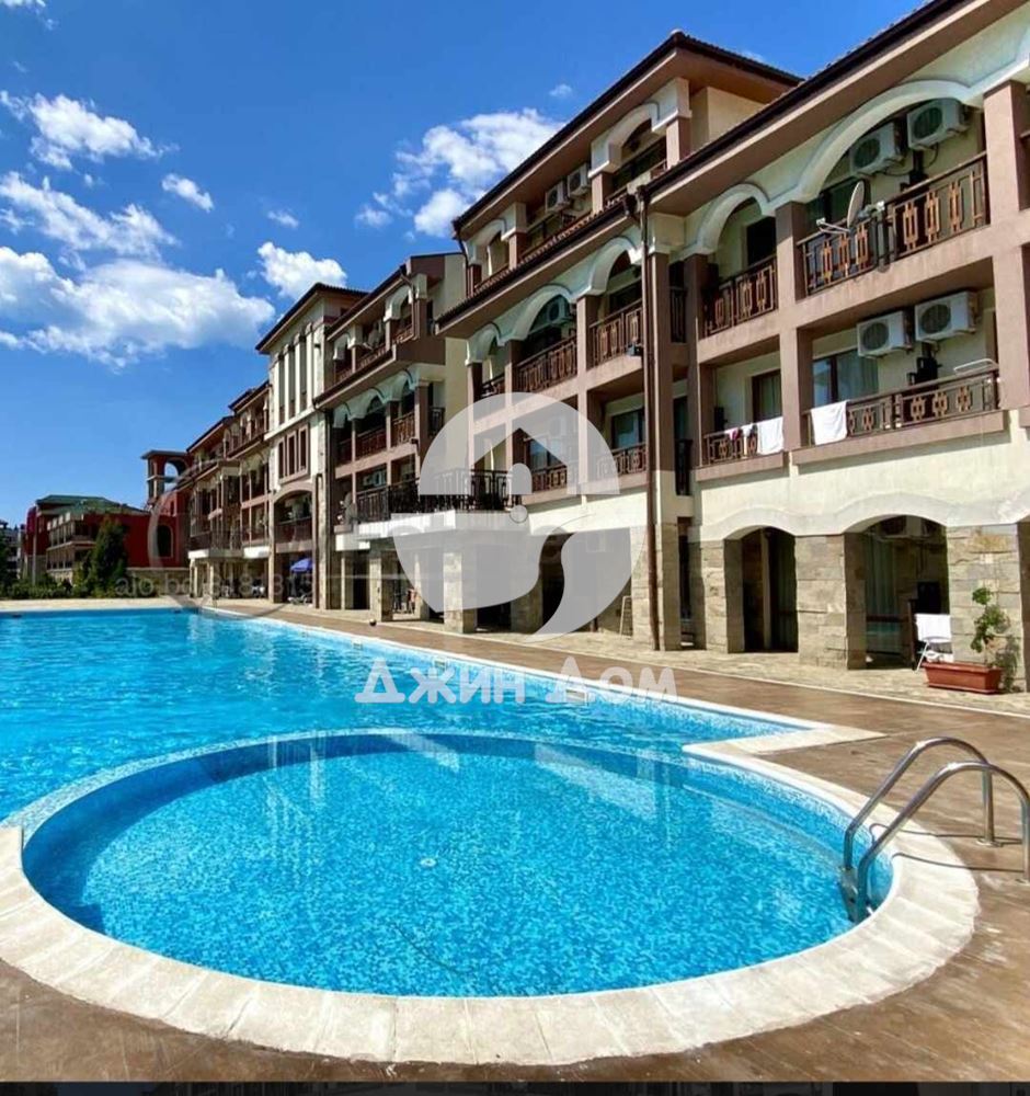 Двустаен апартамент в к-с Панорама Бей 1, гр. Свети Влас - 0