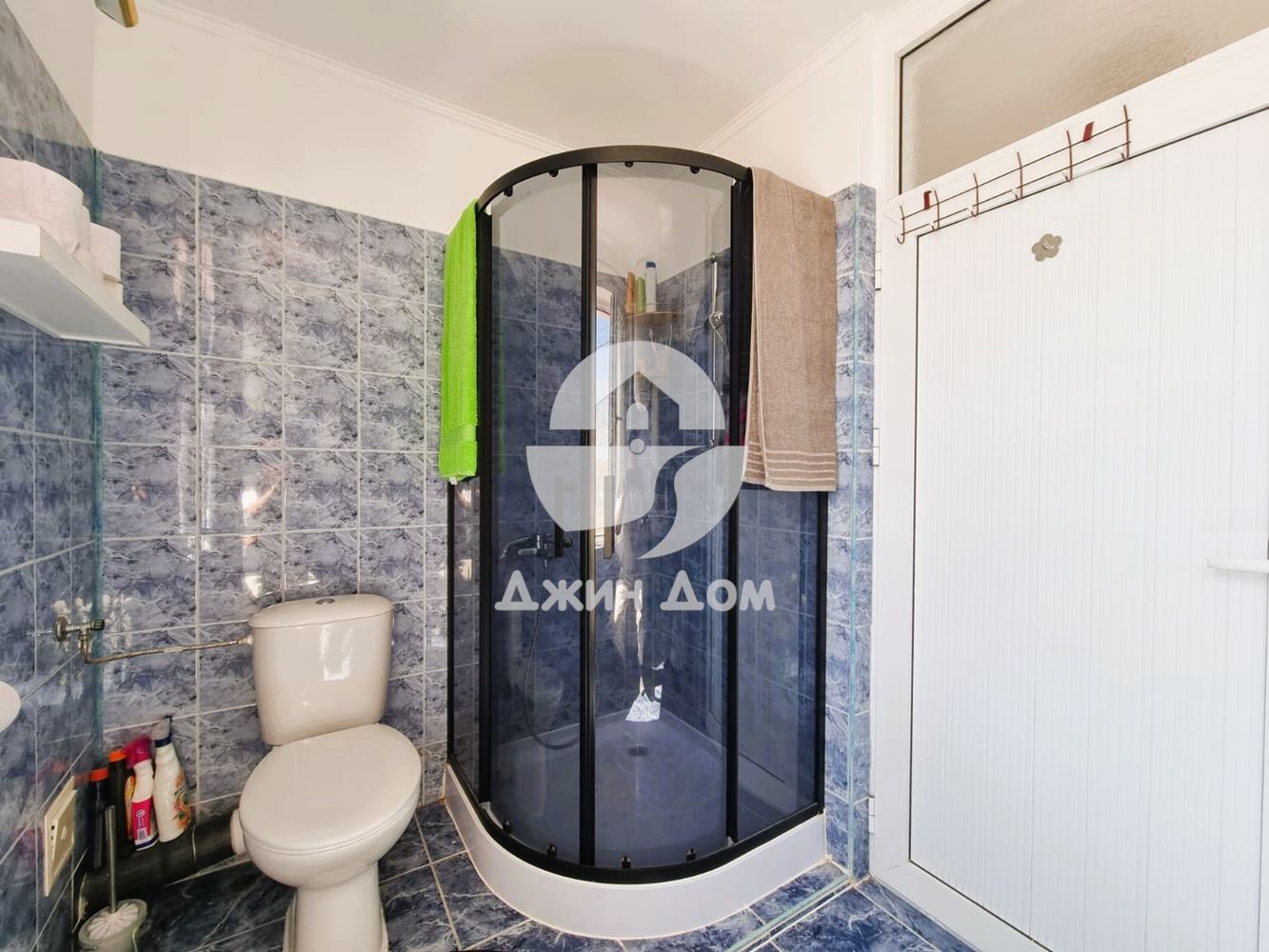 Обзаведена двуетажна къща в с. Просеник - 0