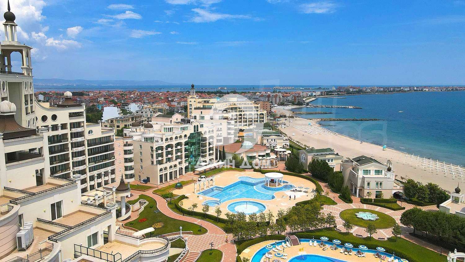 Двустаен апартамент в к-с „Сънсет Ризорт“ , гр. Поморие - 0